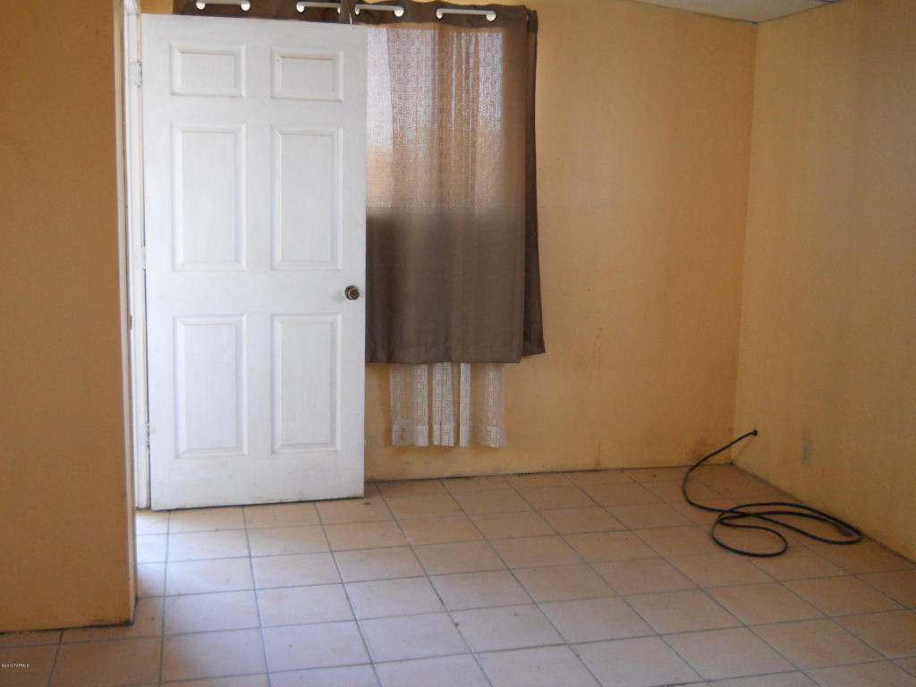 9670 S Someday Way, Willcox, AZ 85643