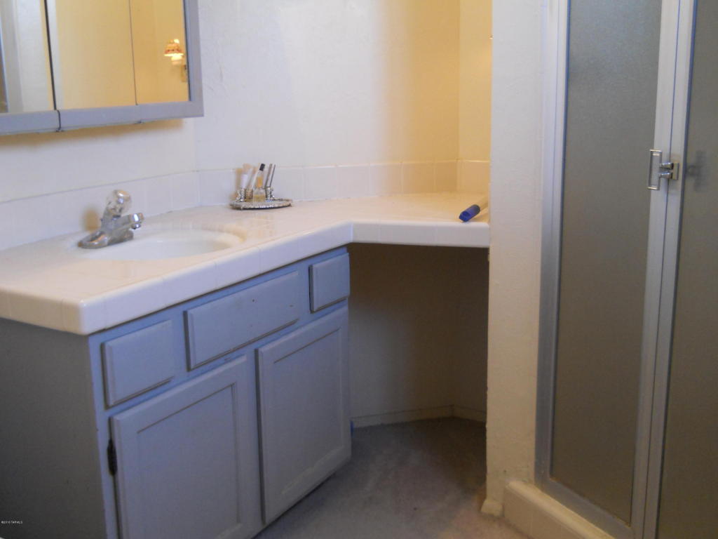 312 S Casas Lindas Dr, Willcox, AZ 85643