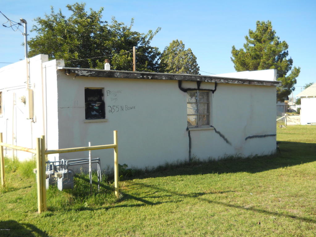 220 N Bowie Ave, Willcox, AZ 85643