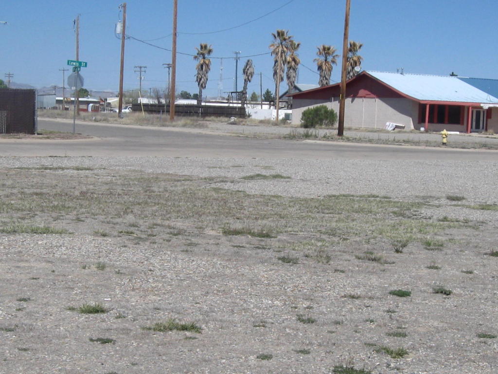 S Cochise, Willcox, AZ 85643