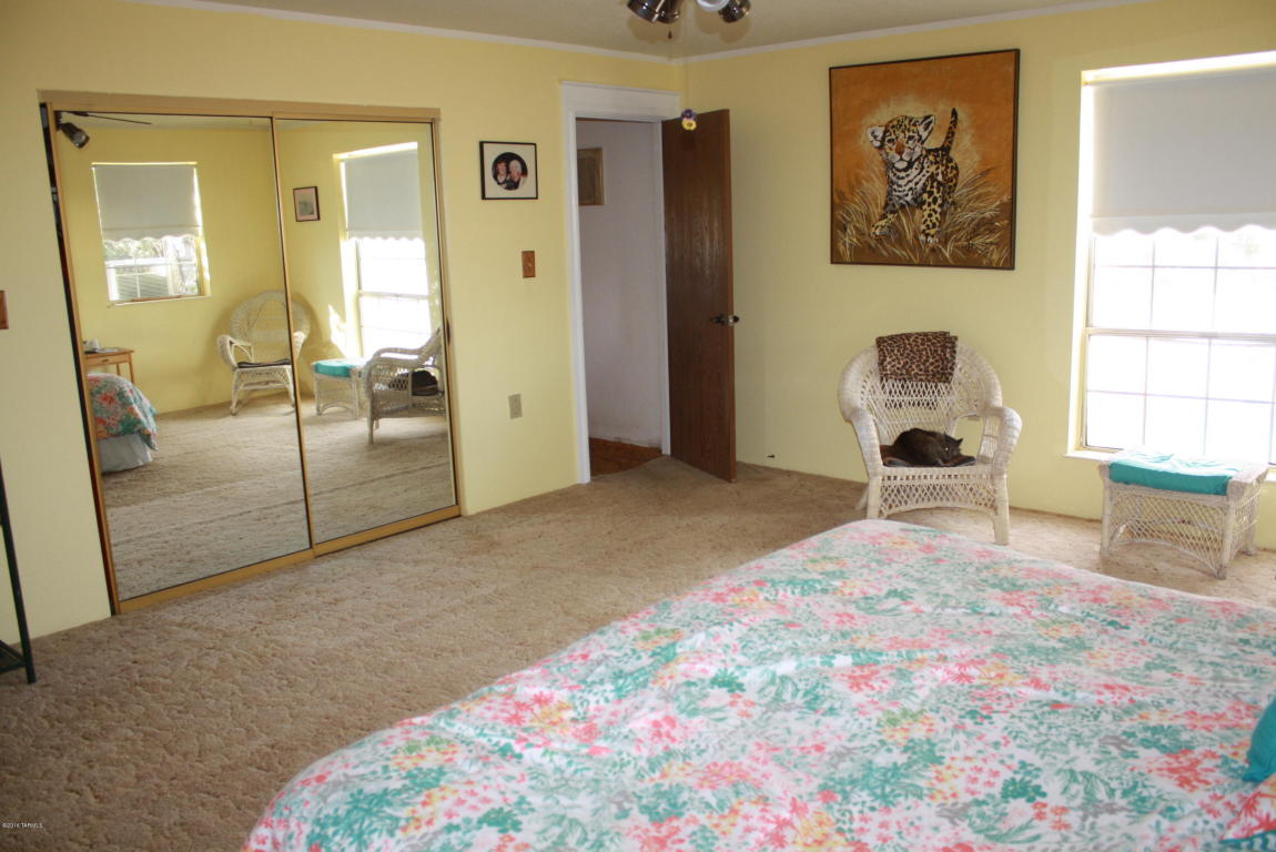4141 N Silver Spur, Willcox, AZ 85643