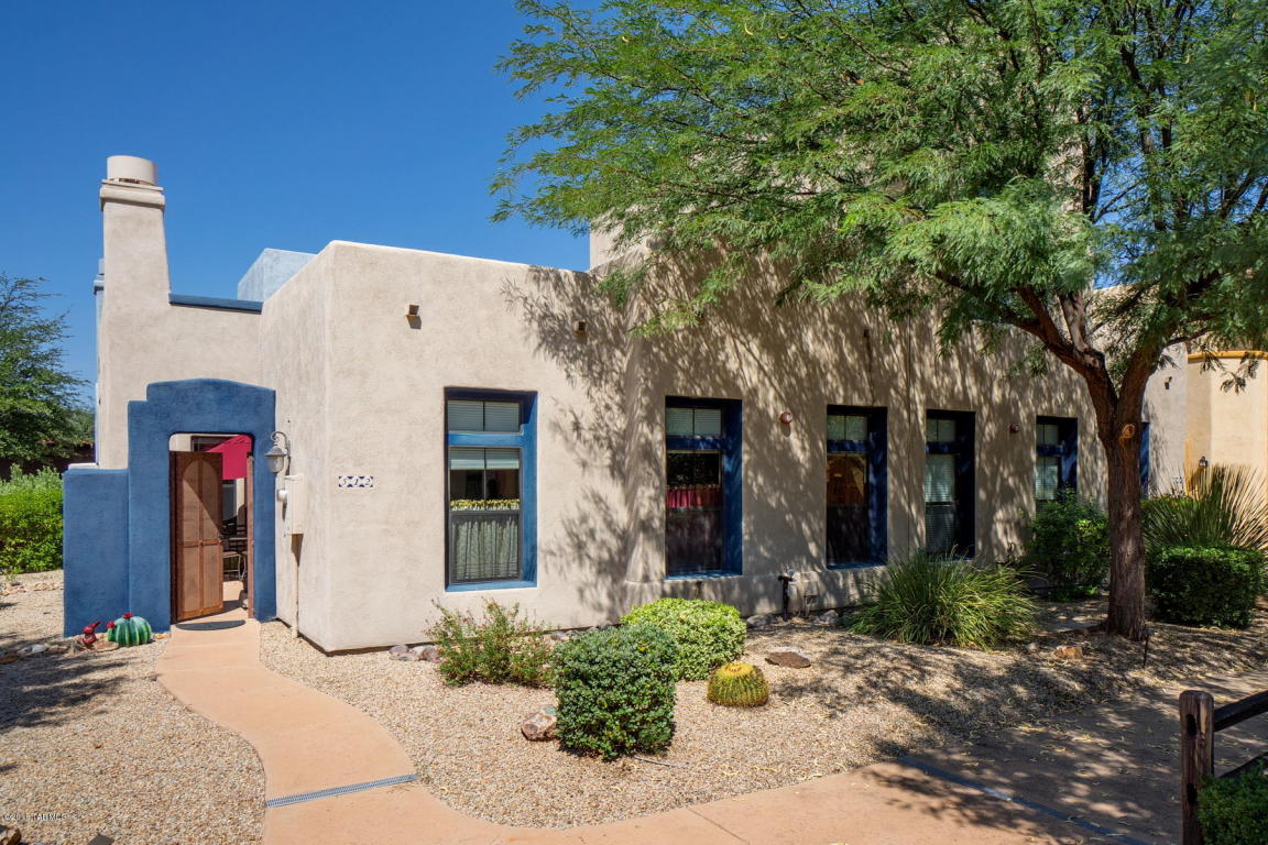 512 Post, Tubac, AZ 85646
