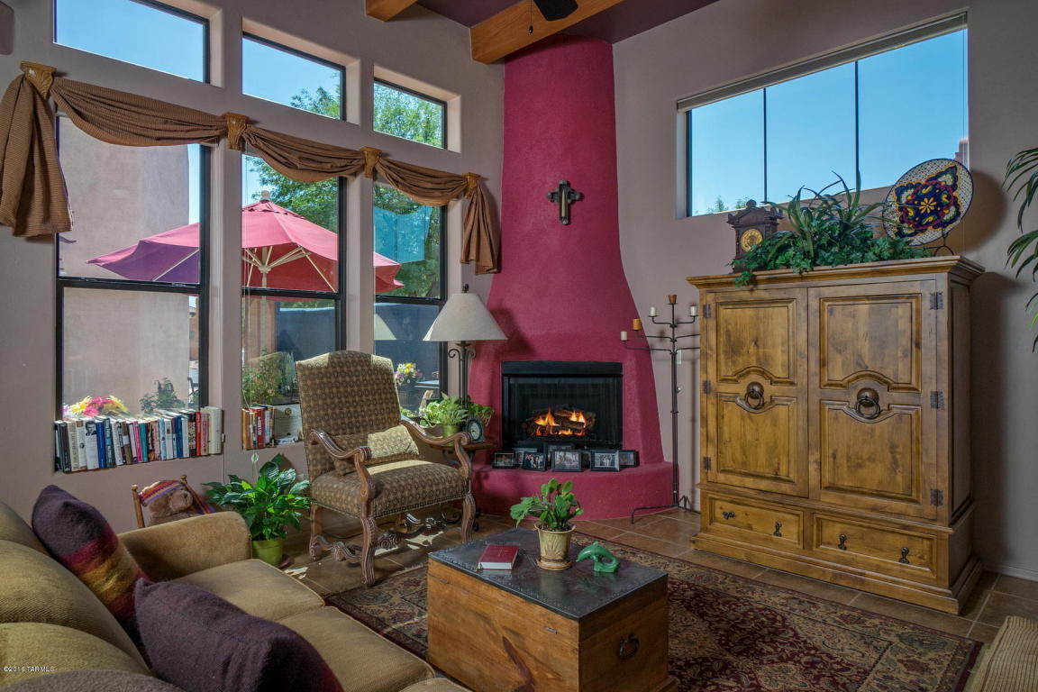 512 Post, Tubac, AZ 85646