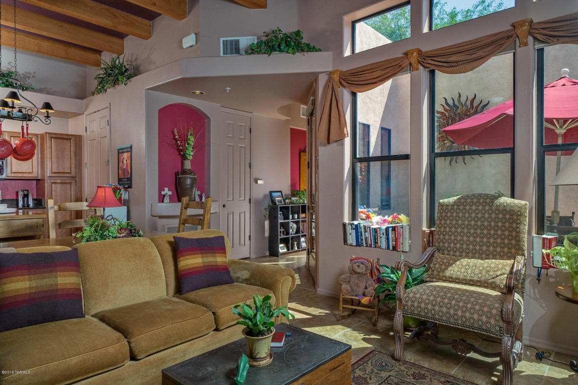 512 Post, Tubac, AZ 85646