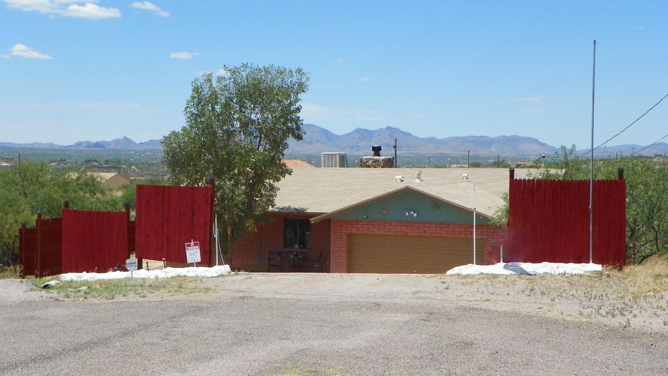 406 Moneda Court, Rio Rico, AZ 85648