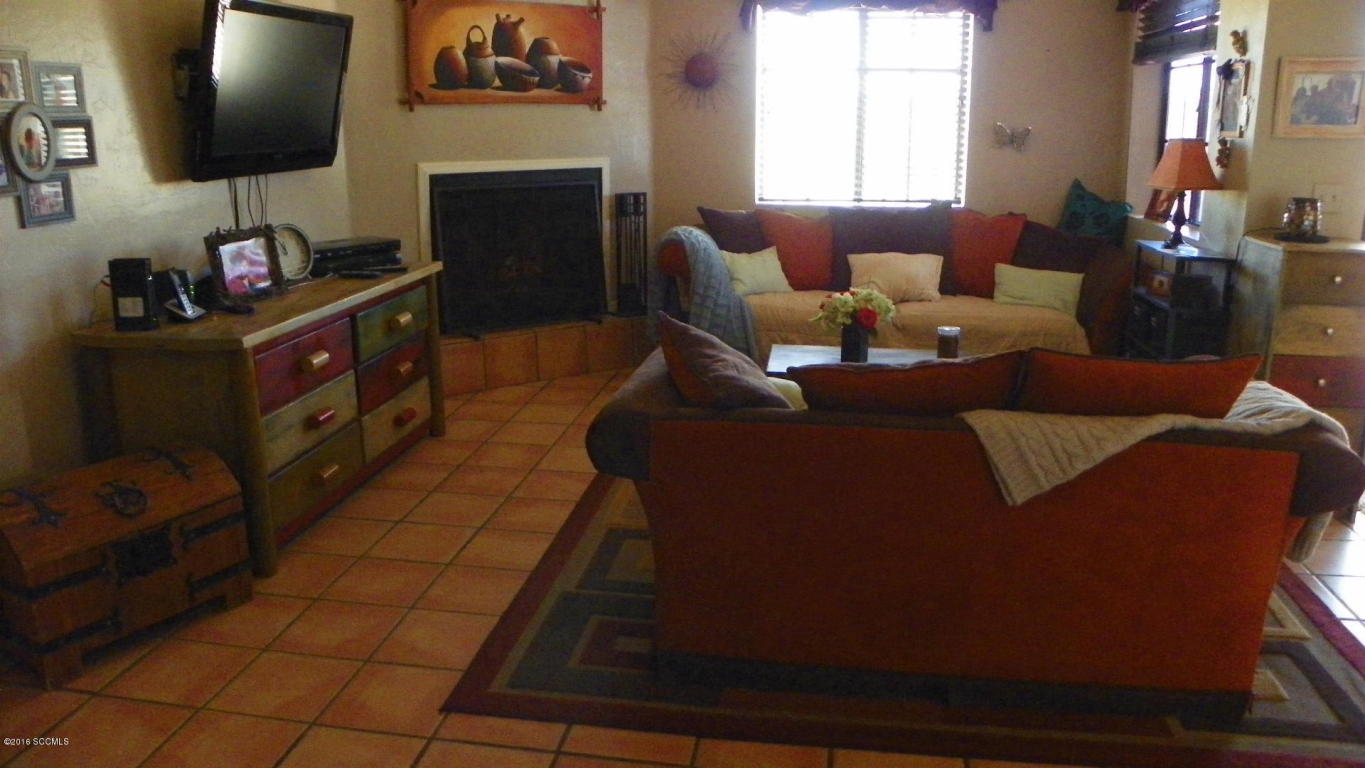 406 Moneda Court, Rio Rico, AZ 85648