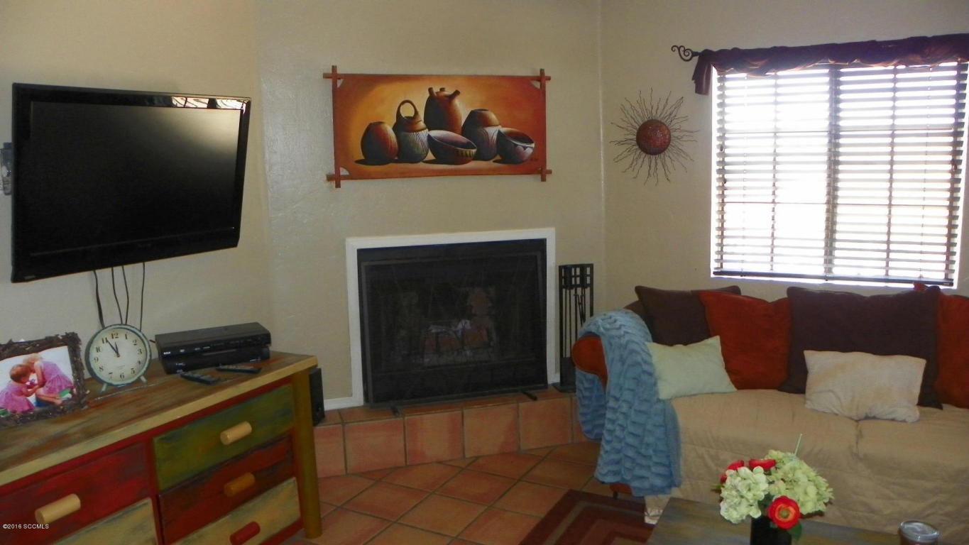 406 Moneda Court, Rio Rico, AZ 85648