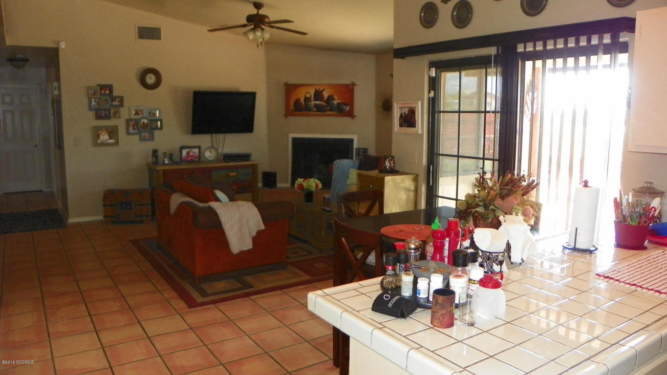 406 Moneda Court, Rio Rico, AZ 85648