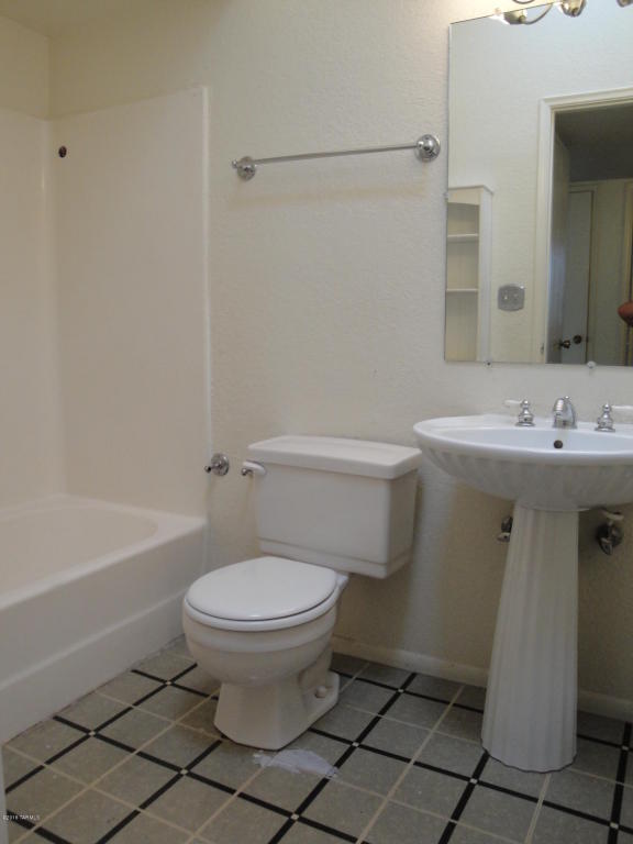 376 Via Papagayo, Rio Rico, AZ 85648