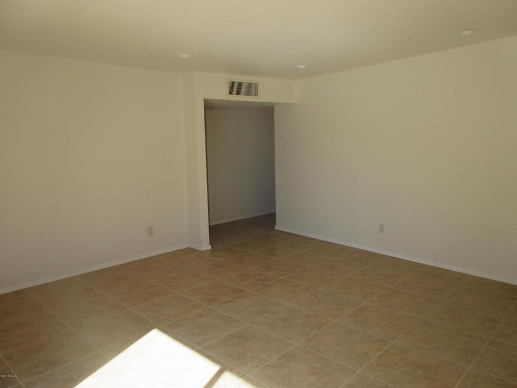 1140 Hodges Circle, Rio Rico, AZ 85648
