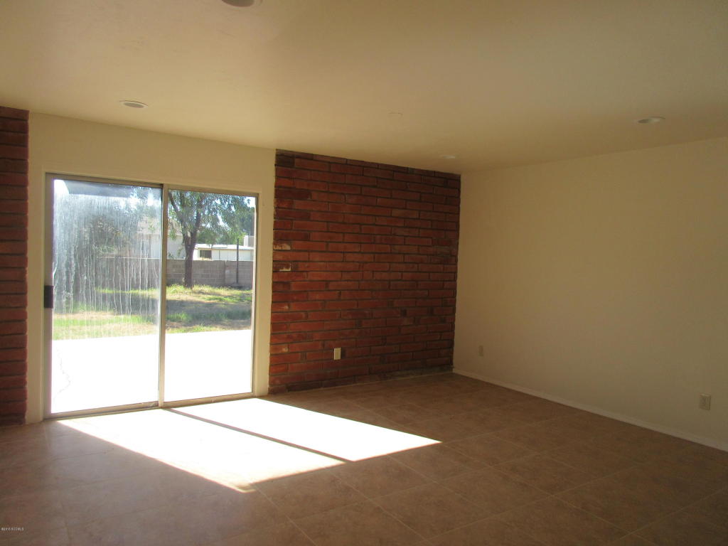1140 Hodges Circle, Rio Rico, AZ 85648
