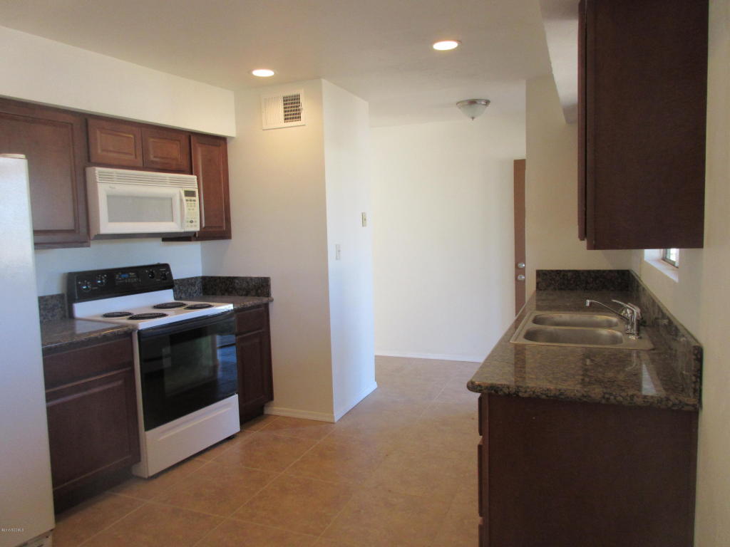 1140 Hodges Circle, Rio Rico, AZ 85648
