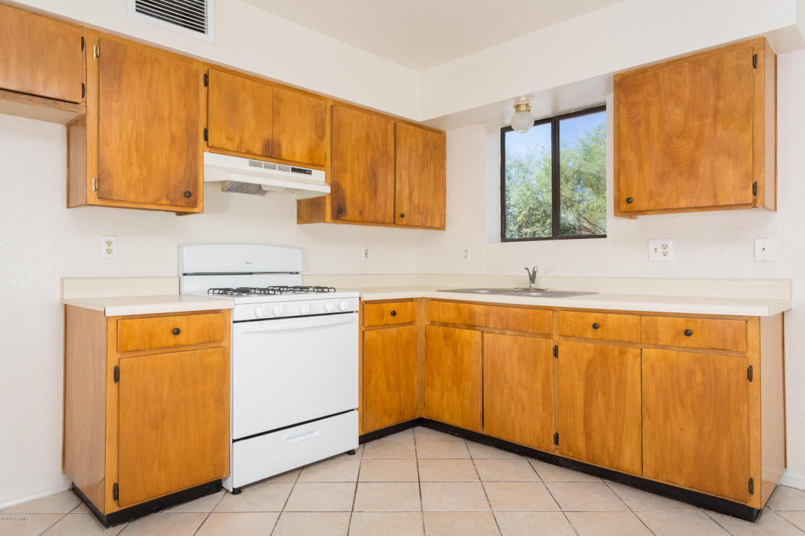 412 Calle Cipres, Rio Rico, AZ 85648
