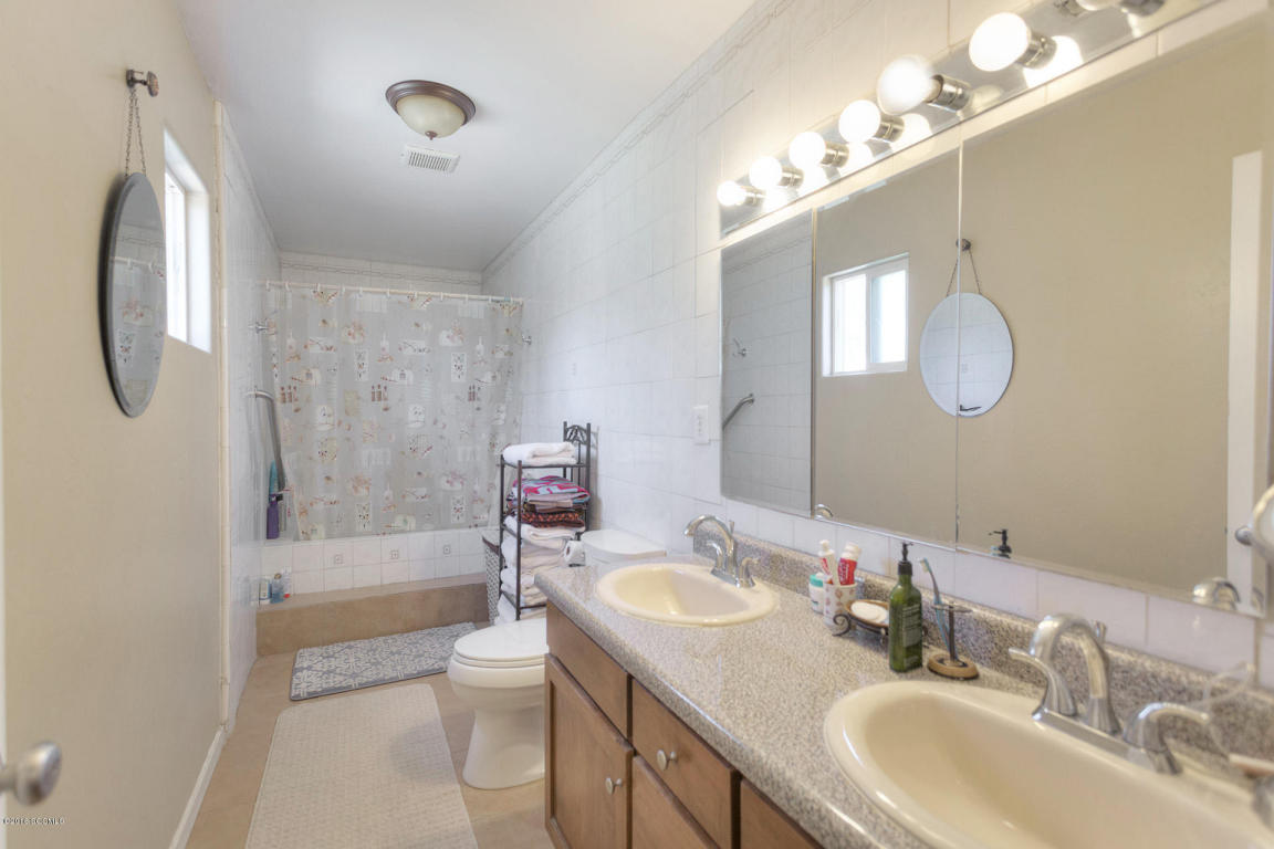 977 Calle Dura, Rio Rico, AZ 85648