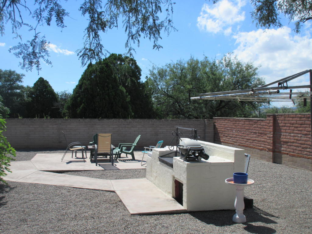 396 Willow Drive, Rio Rico, AZ 85648