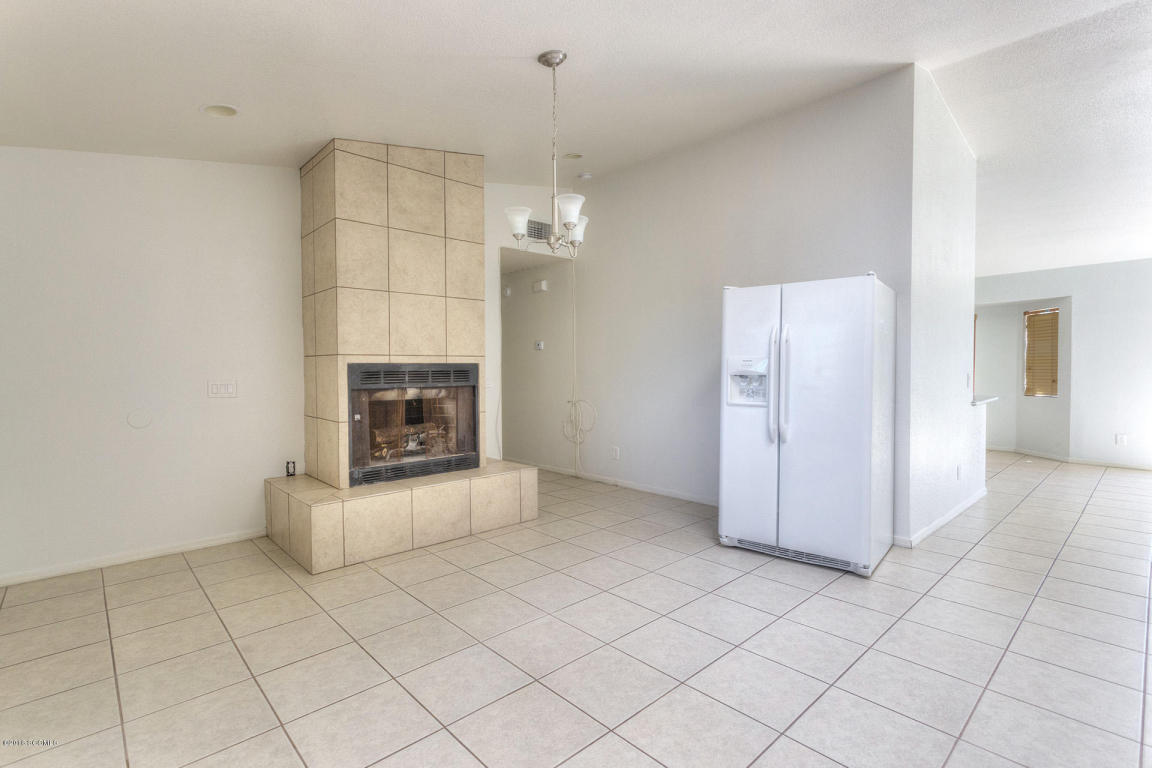 1839 Via Nueva Zelandia, Rio Rico, AZ 85648