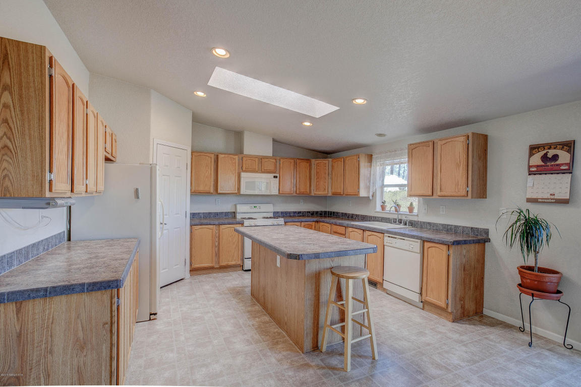 8497 E Mccrum Lane, Sierra Vista, AZ 85650