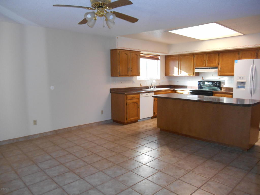 3104 E Brae Burn Street, Sierra Vista, AZ 85650