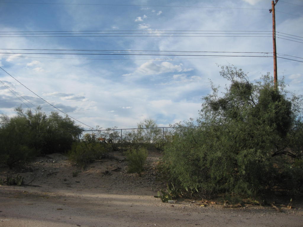 5433 N Kennebec, Tucson, AZ 85704