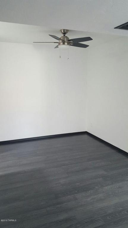 8255 N Oracle, Tucson, AZ 85704