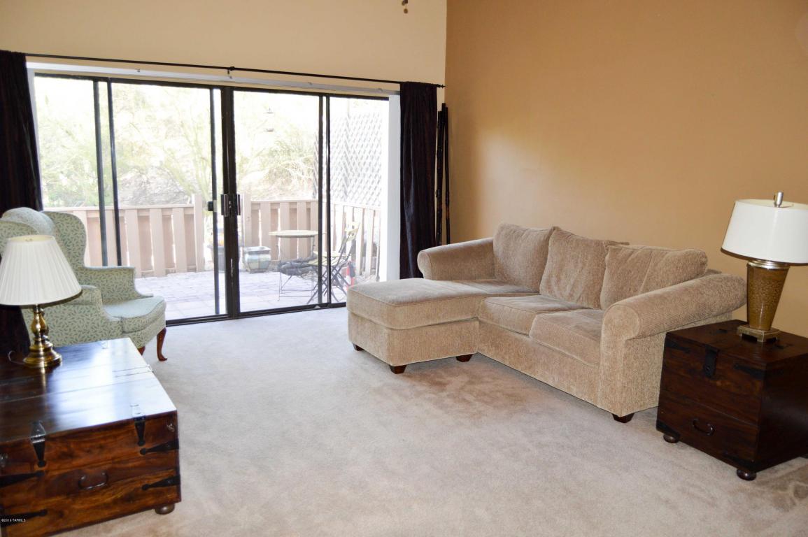 643 E Camino Alteza, Tucson, AZ 85704