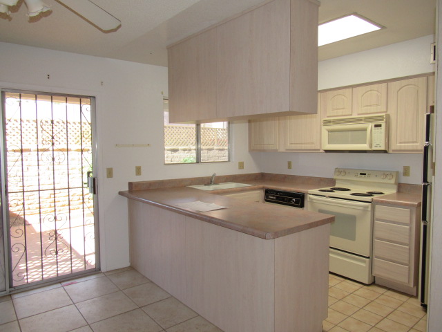 440 W Calle LinderoTucson, AZ, 85704Pima County