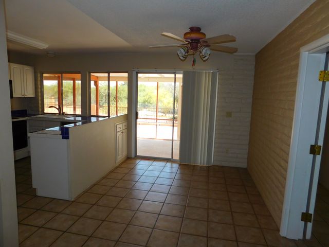 925 W Calle CatavinosTucson, AZ, 85704Pima County