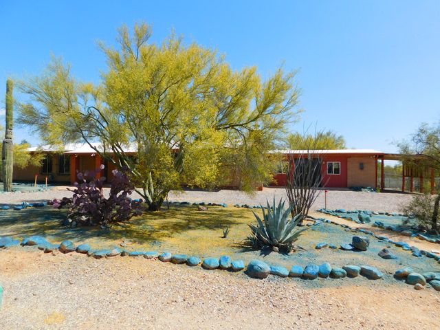 925 W Calle CatavinosTucson, AZ, 85704Pima County