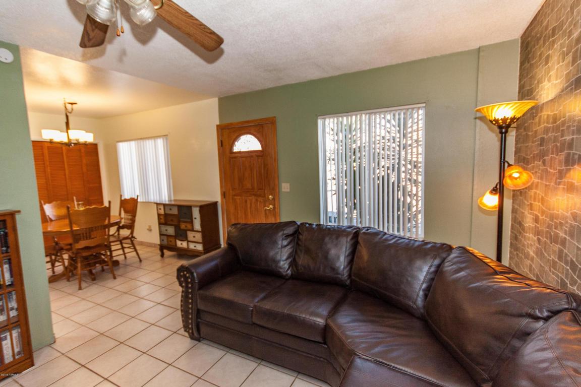 1917 W Record, Tucson, AZ 85705