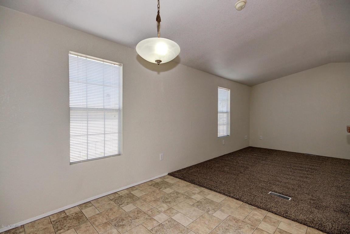 2825 W Sahara, Tucson, AZ 85705