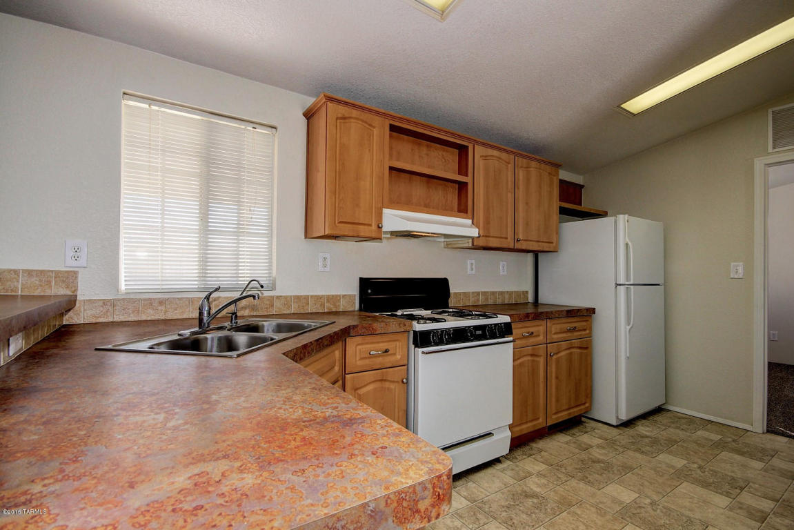 2825 W Sahara, Tucson, AZ 85705