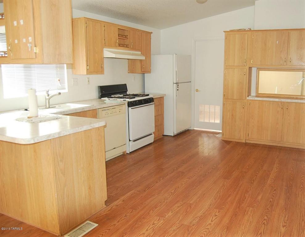4854 N River Valley, Tucson, AZ 85705