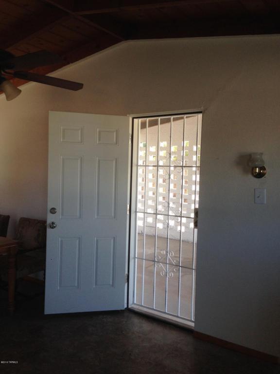 1651 W WETMORE, Tucson, AZ 85705