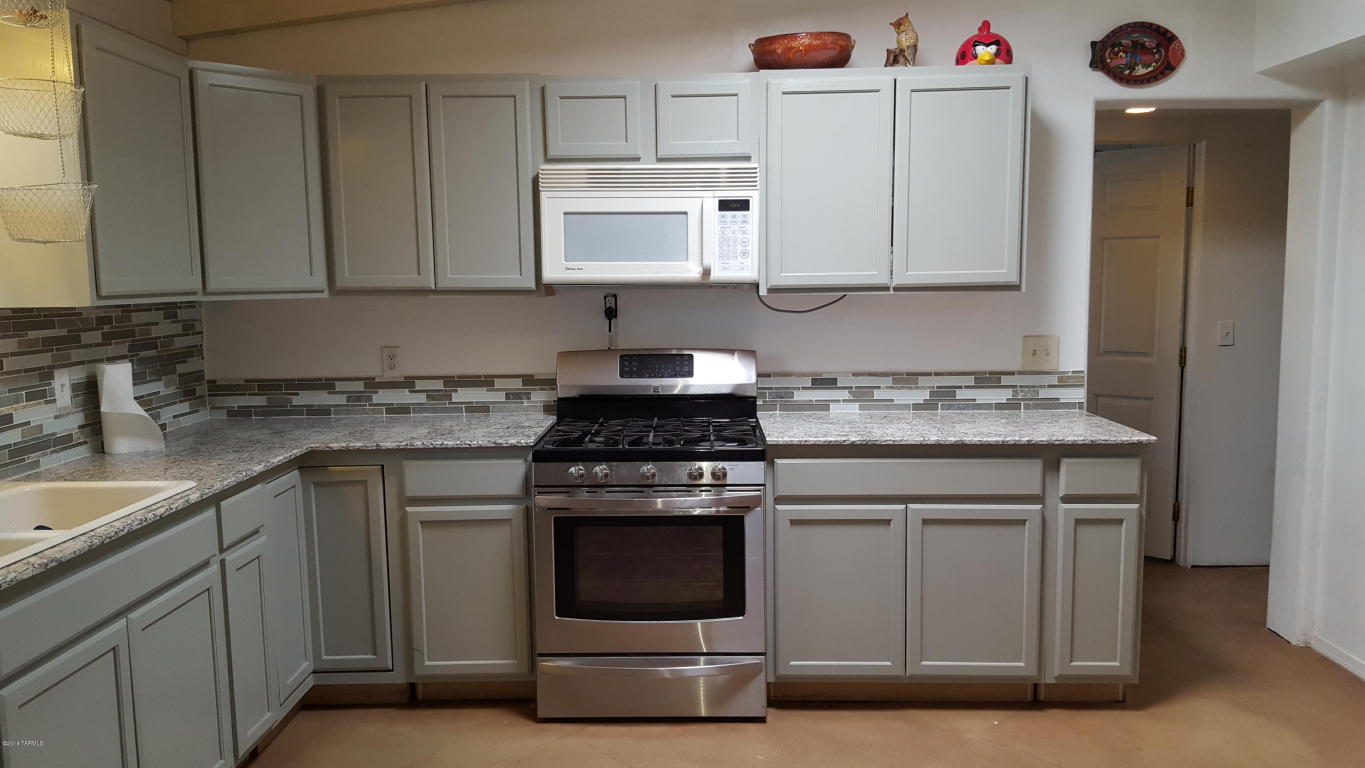 4352 N Iroquois, Tucson, AZ 85705