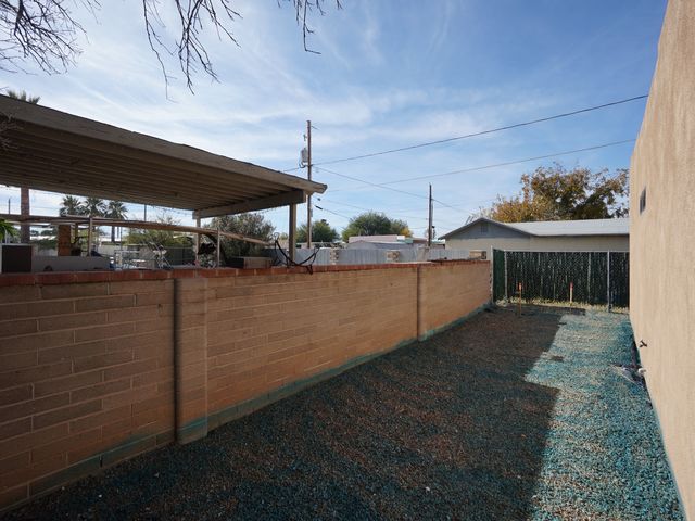 522 E Knox DrTuscon, AZ, 85705Pima County