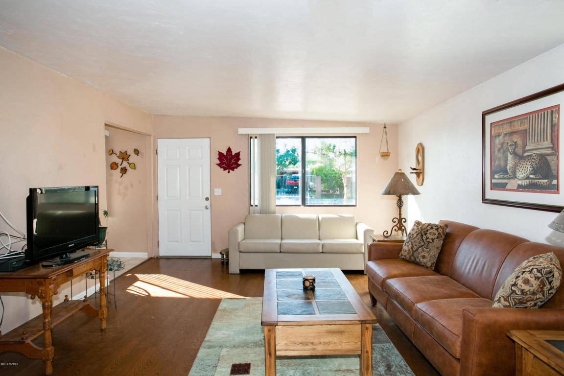 1002 W Farr, Tucson, AZ 85705