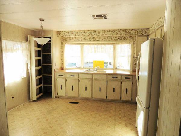 Villa Capri Mobile Home Park2305 W. Ruthrauff, #J20Tucson, AZ 85705