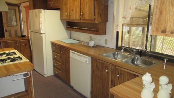 Comanche Wells Mobile Home Park775 W Roger Rd.Tucson, AZ 85705