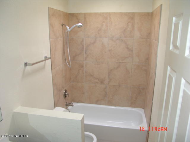 1917 W La Osa, Tucson, AZ 85705