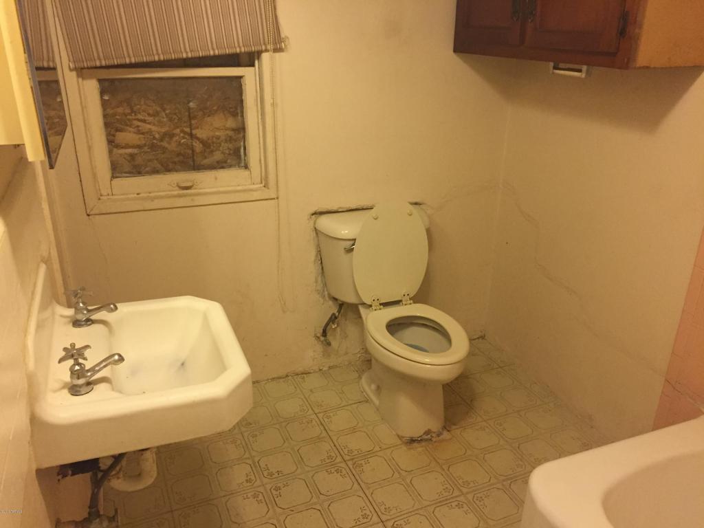 608 W Simmons, Tucson, AZ 85705
