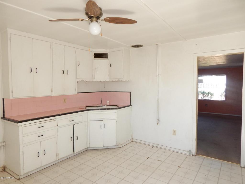 368 E Alturas, Tucson, AZ 85705
