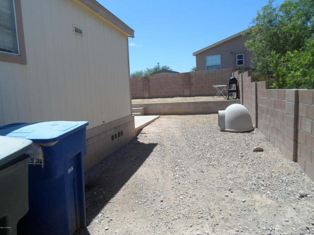 3040 E Acacia Club, Tucson, AZ 85706
