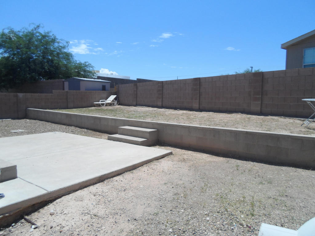 3040 E Acacia Club, Tucson, AZ 85706