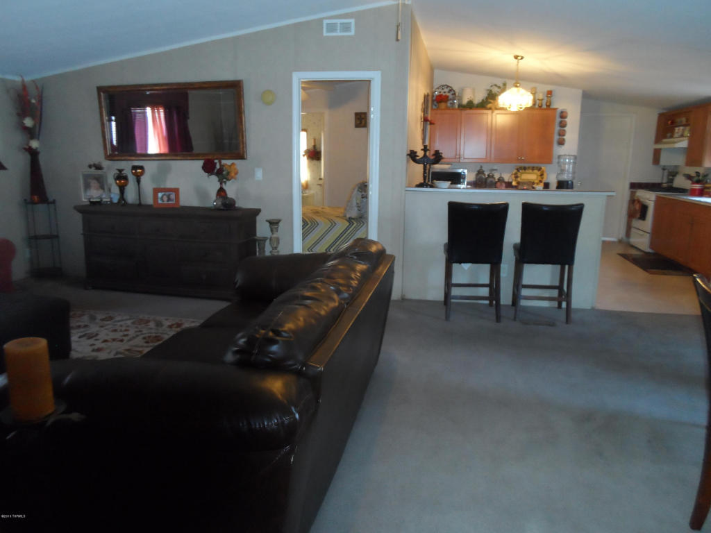 3040 E Acacia Club, Tucson, AZ 85706