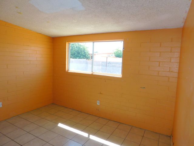 1602 E Alaska StTucson, AZ, 85706Pima County