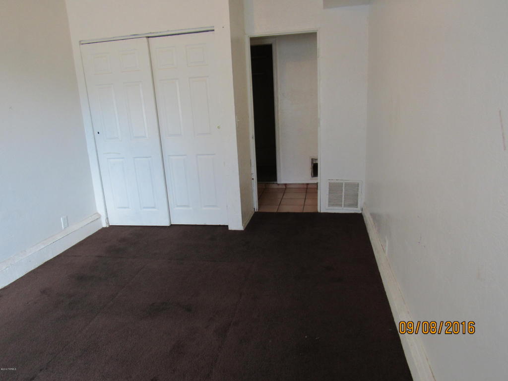 1614 E Calle Grandiosa, Tucson, AZ 85706