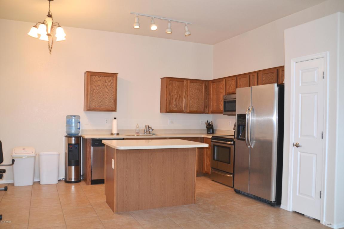 2172 E Calle Arroyo Lindo, Tucson, AZ 85706