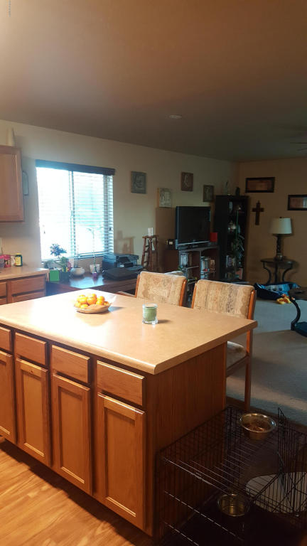 914 E Robert Hansen, Tucson, AZ 85706