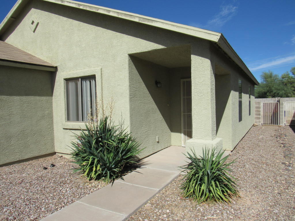 3827 E Talkalai Lake, Tucson, AZ 85706