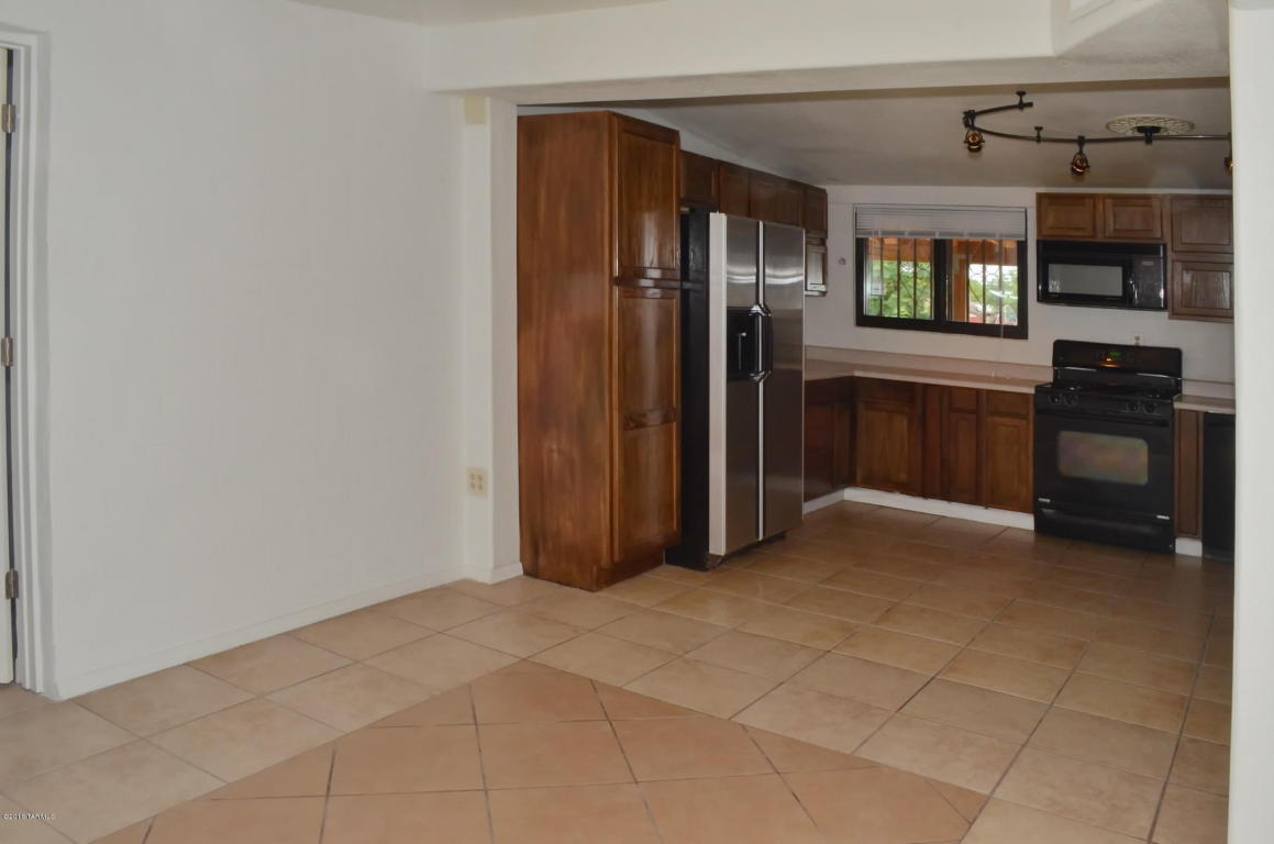 5525 S 13th Avenue, Tucson, AZ 85706